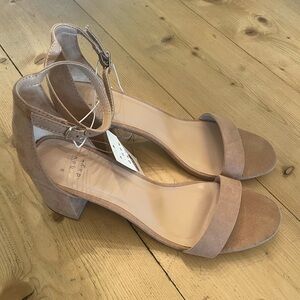 TARGET A New Day Tan Heels. Size 10.  NWT.